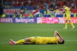 图片报：凯恩也可能错过对阵比利时的比赛，球员左脚踝有问题